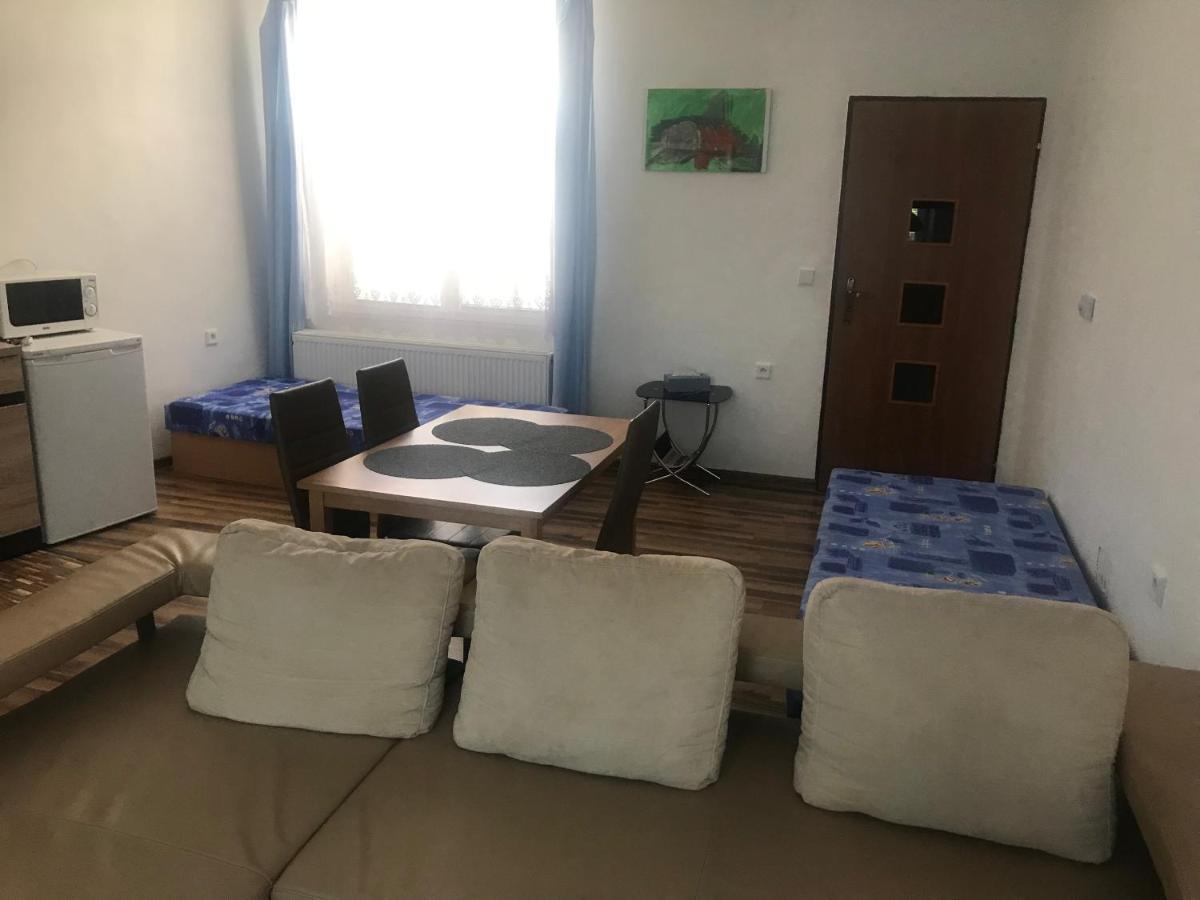 Vila Nikola Králíky Kültér fotó